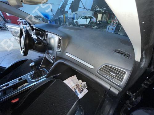 Instrumentbord RENAULT MEGANE IV Hatchback (B9A/M/N_) 1.2 TCe 130 (B9MR) (130 hp) 22223478