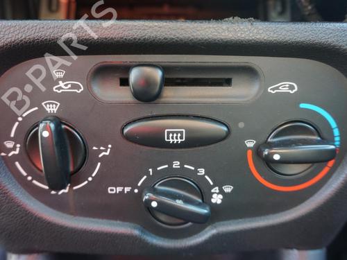 Climate control PEUGEOT 206+ (2L_, 2M_) 1.4 HDi eco 70 | BP18195786I5 