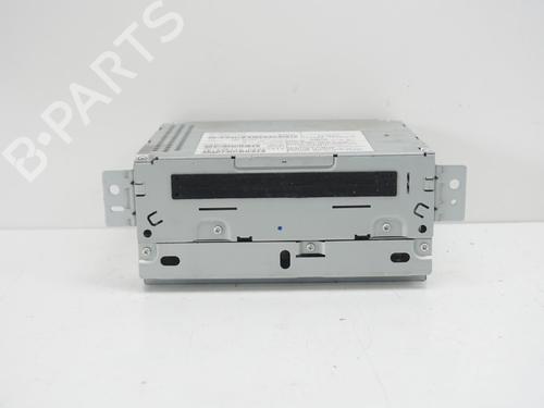 Used Radio LAND ROVER FREELANDER 2 (L359) 2.2 TD4 4x4 (160 hp) 18263000