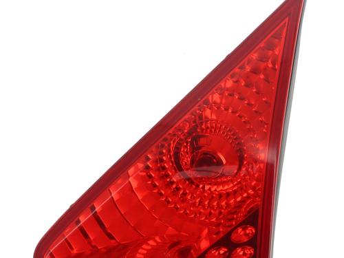 right-tailgate-light-peugeot-3008-i-mpv-0u_-2009-2010-2011-2012-2013-2014-2015-2016-2017-32298638 main image