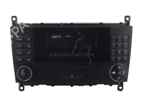 Used Radio MERCEDES-BENZ C-CLASS (W203) C 220 CDI (203.008) (150 hp) 31360030