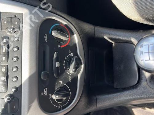 Lampeholder PEUGEOT 206 Hatchback (2A/C) 1.4 i | BP21823302L10 