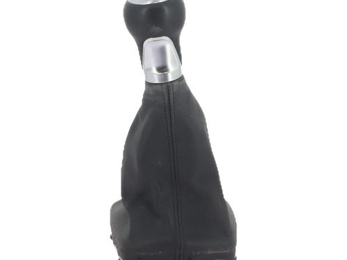 Used Shift knob Shift knob AUDI A1 Sportback (8XA, 8XF) 1.2 TFSI (86 hp) 40211145 40211145