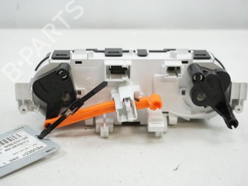 Climate control PEUGEOT 208 I (CA_, CC_) 1.2 PureTech 82 | BP19801682I5 