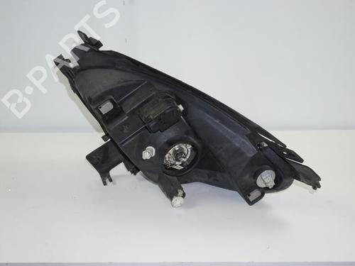 Used Right headlight CITROËN XSARA PICASSO (N68) 2.0 HDi (90 hp) 18178691