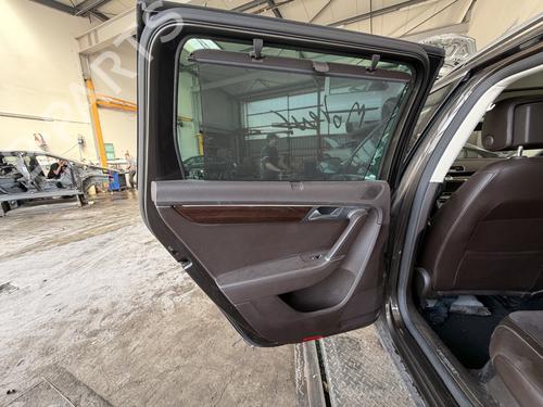 Used Rear left panel Rear left panel 39527571 39527571