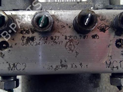 Used ABS pump RENAULT CLIO III (BR0/1, CR0/1) 1.2 16V (BR0P, CR0P) (101 hp) 18179243