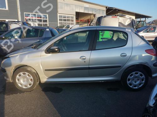 Multifunctionele display PEUGEOT 206 Hatchback (2A/C) 1.4 i | BP18186968C48 