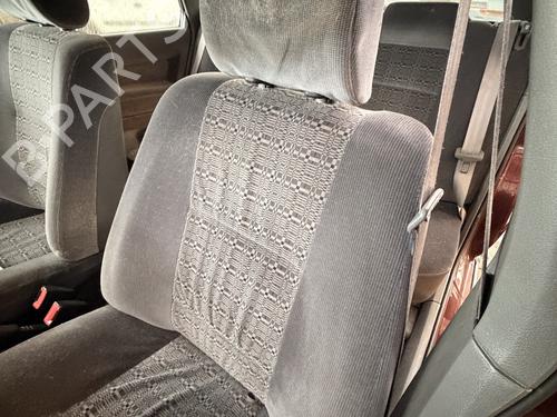 Used Left front seat Left front seat RENAULT 21 (B48_) 1.7 (B48E) (90 hp) 40122847 40122847