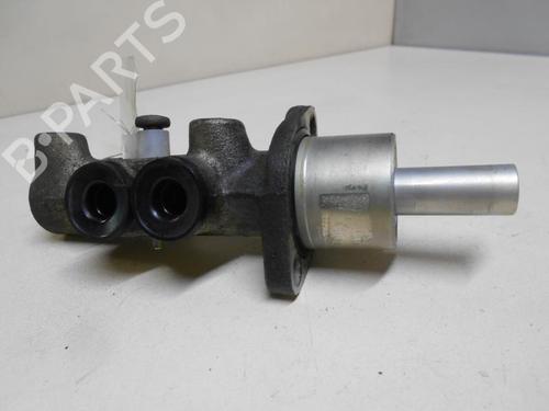 Used Brake master cylinder FIAT DOBLO MPV (119_, 223_) 1.9 JTD (223AXE1A) (100 hp) 22071231