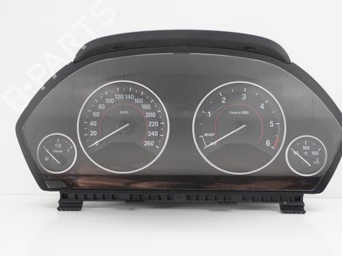 Used Instrument cluster BMW 3 Touring (F31) 330 d xDrive (258 hp) 18188378