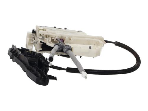 rear-right-lock-jeep-renegade-suv-bu-b1-bv-2014-23763476 main image