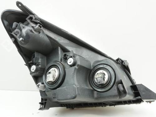 Left headlight TOYOTA COROLLA Verso (ZER_, ZZE12_, R1_) 2.2 D-4D (AUR10_, AUR10R) | BP18174537C28 