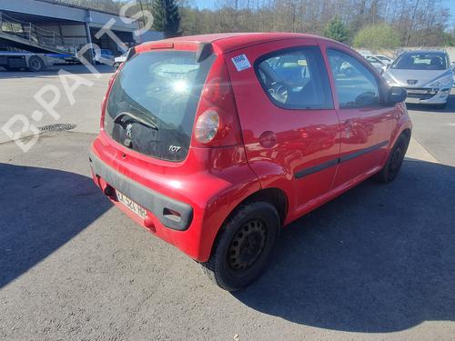 Right taillight PEUGEOT 107 (PM_, PN_) 1.4 HDi | BP31909598C35 