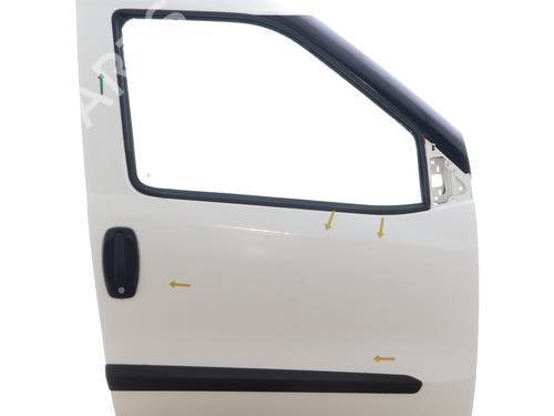 Used Right front door FIAT DOBLO Cargo (263_) 1.3 D Multijet (90 hp) 29378143