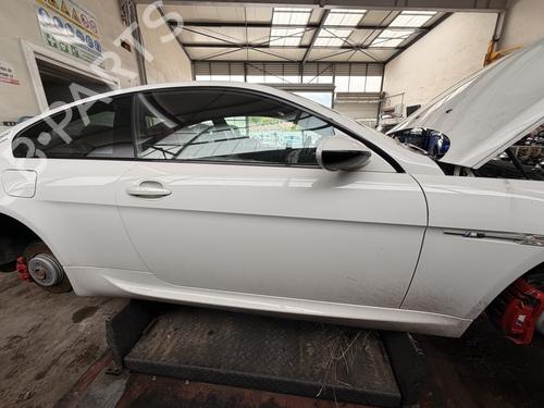 Used Right front door Right front door 37745732 37745732