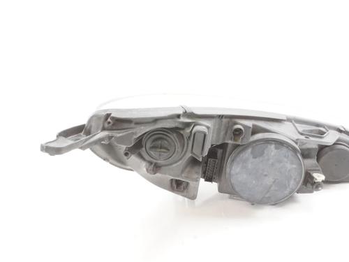 Right headlight PEUGEOT 407 (6D_) 2.0 HDi 135 (6DRHRH, 6DRHRE, 6DRHRG, 6DRHRJ) | BP18172764C29 