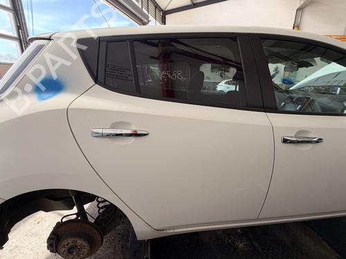 Used Right rear door Right rear door 38925292 38925292