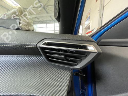 Used Air vent PEUGEOT 2008 II (UD_, US_, UY_, UJ_, UR_, UC_) e-2008 (UKZKXZ) (136 hp) 21054186