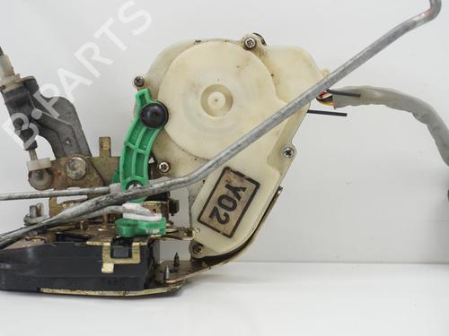 Used Front right lock Front right lock KIA SORENTO I (JC) 2.5 CRDi 4WD (140 hp) 18194642 18194642