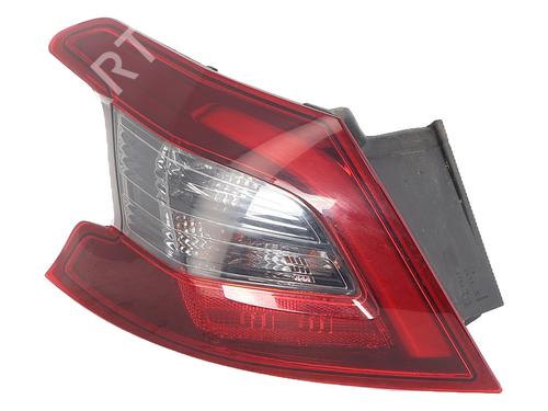 Used Left taillight PEUGEOT 308 II (LB_, LP_, LW_, LH_, L3_) 1.2 THP 130 (131 hp) 29255260