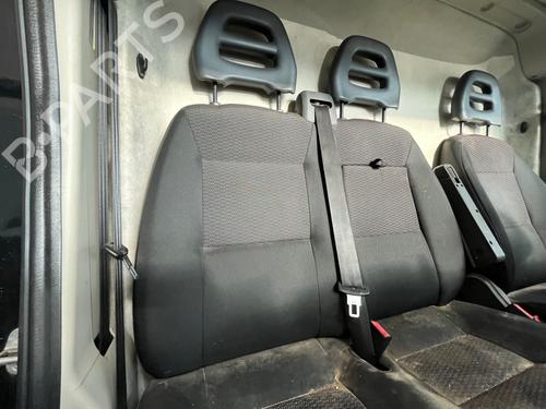 Right front seat PEUGEOT BOXER Van 2.0 BlueHDi 130 | BP31763388C16 - Image 2