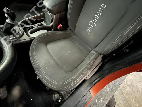 Left front seat KIA SPORTAGE III (SL) 1.7 CRDi | BP22905549C15 