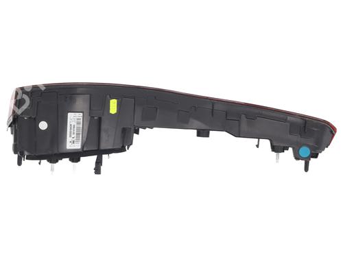 Used Left tailgate light Left tailgate light RENAULT MEGANE IV Hatchback (B9A/M/N_) 1.5 Blue dCi 115 (B9A6) (116 hp) 22231653 22231653