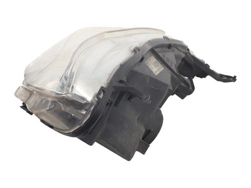 Used Right headlight Right headlight PEUGEOT 208 I (CA_, CC_) 1.4 VTi (95 hp) 33835262 33835262