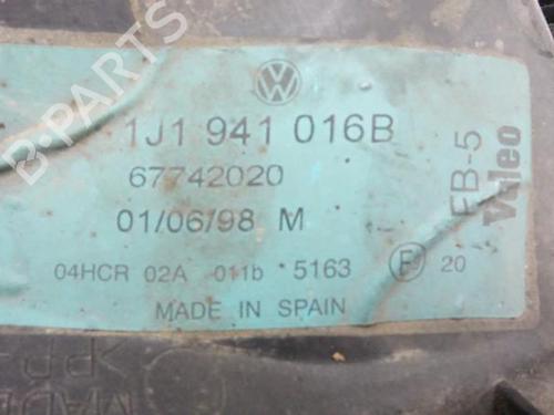 Scheinwerfer rechts VW GOLF IV (1J1) 1.9 TDI | BP18173476C29 