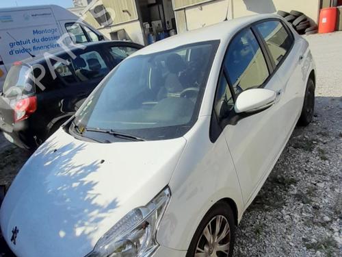 Radio PEUGEOT 208 I (CA_, CC_) 1.6 HDi / BlueHDi 75 | BP18180162E6 
