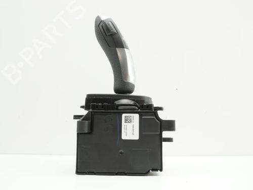 Used Gear lever BMW 1 (F20) 118 d (143 hp) 18196658
