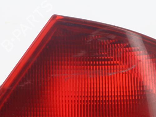 Used Right taillight Right taillight 32174644 32174644