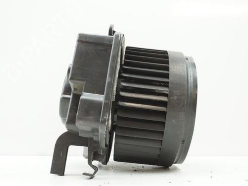 Gebläsemotor MERCEDES-BENZ C-CLASS (W203) C 270 CDI (203.016) | BP18193910M62 