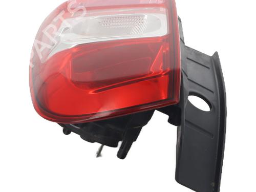 right-taillight-dacia-duster-hs_-2010-2011-2012-2013-2014-2015-2016-2017-2018-34500666 main image
