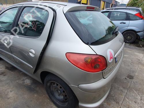 Left headlight PEUGEOT 206 Hatchback (2A/C) 1.4 i | BP25935567C28 