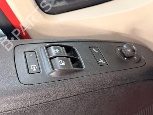 Used Left front window switch Left front window switch 38593324 38593324