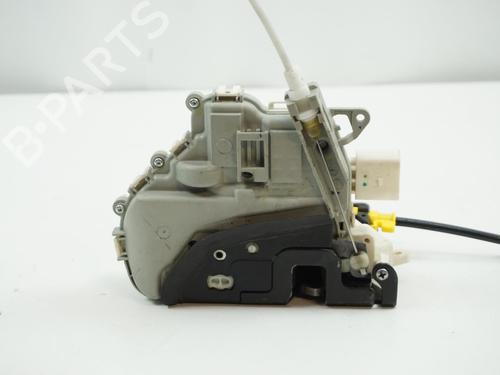 Used Front left lock AUDI A4 B7 (8EC) 2.0 TDI 16V (140 hp) 18175134