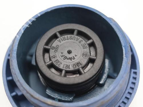 Expansion tank VW TOUAREG (7LA, 7L6, 7L7) 3.0 V6 TDI | BP18179926C120 