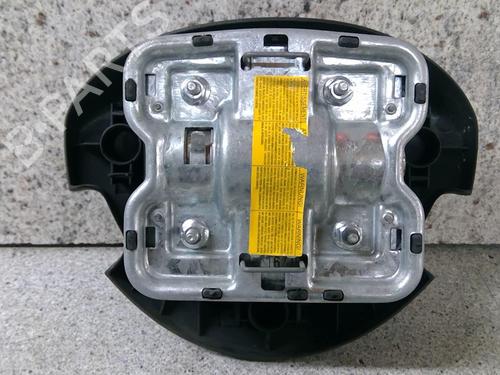 Used Driver airbag RENAULT CLIO III (BR0/1, CR0/1) 1.5 dCi (BR17, CR17) (86 hp) 18174189