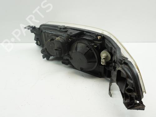 Lyskaster høyre RENAULT LAGUNA II (BG0/1_) 1.8 16V (BG04, BG0B, BG0C, BG0V) (117 hp) 18194926