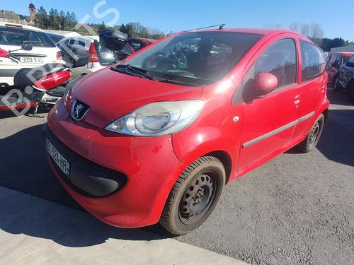 Right taillight PEUGEOT 107 (PM_, PN_) 1.4 HDi | BP31909598C35 