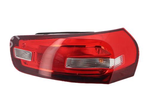 Used Right taillight CITROËN C4 Picasso II 1.6 HDi / BlueHDi 115 (115 hp) 22642325