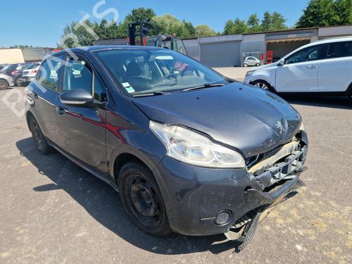Used Parts PEUGEOT 208 I (CA_, CC_) 1.4 HDi 4835408
