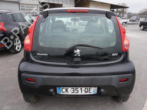 Right taillight PEUGEOT 107 (PM_, PN_) 1.4 HDi | BP18173185C35
