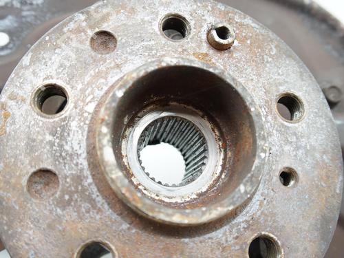 Used Right front steering knuckle MERCEDES-BENZ M-CLASS (W164) ML 320 CDI 4-matic (164.122) (224 hp) 18184616