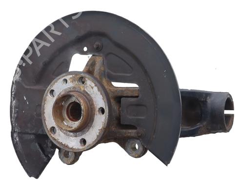 Used Right front steering knuckle Right front steering knuckle VOLVO XC60 I SUV (156) D5 AWD (205 hp) 32370915 32370915