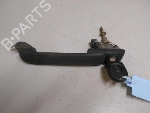 Used Front left exterior door handle VW GOLF III (1H1) 1.6 (75 hp) 18182789