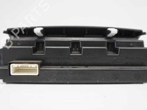 Used Display monitor Display monitor KIA VENGA (YN) 1.6 CRDi 115 (116 hp) 18176050 18176050