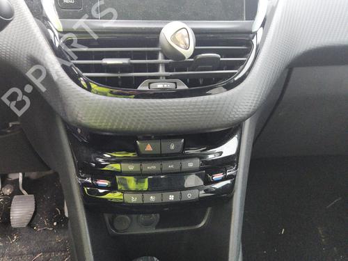 Right taillight PEUGEOT 208 I (CA_, CC_) 1.5 BlueHDI 100 | BP30863291C35 